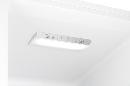 ��������������� ����������� Weissgauff WRK 180 Total NoFrost White