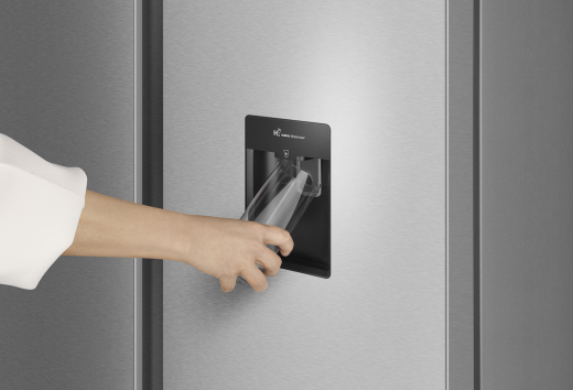 ��������������� ����������� � ���������� � ������� ���� Weissgauff WSBS 590 Inverter NoFrost Water Dispenser Inox